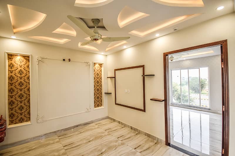 5 Marla Out Class Stylish Luxury Bungalow For Rent In DHA Phase 9 Town 20