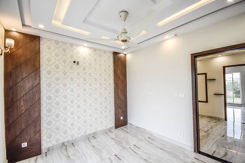 5 Marla Out Class Stylish Luxury Bungalow For Rent In DHA Phase 9 Town 33