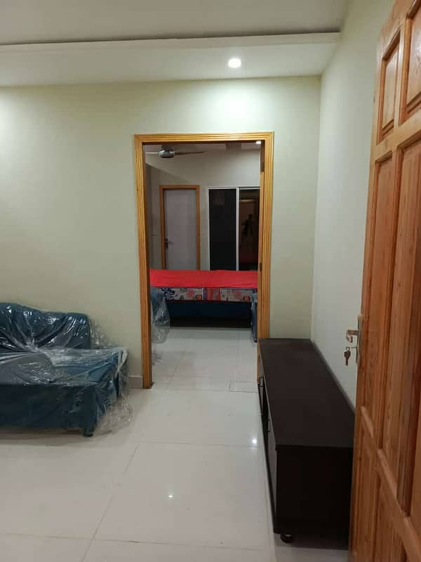 Flat available for rent 0