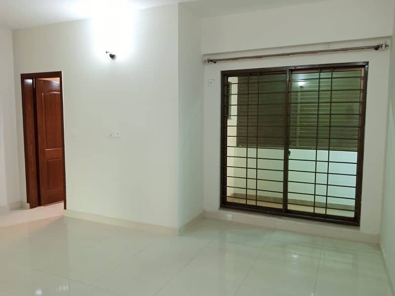 10 Marla 03 Bedroom Brand New 8th Floor Apartment Available For Rent In Askari-10 Sector-F Lahore Cantt 35