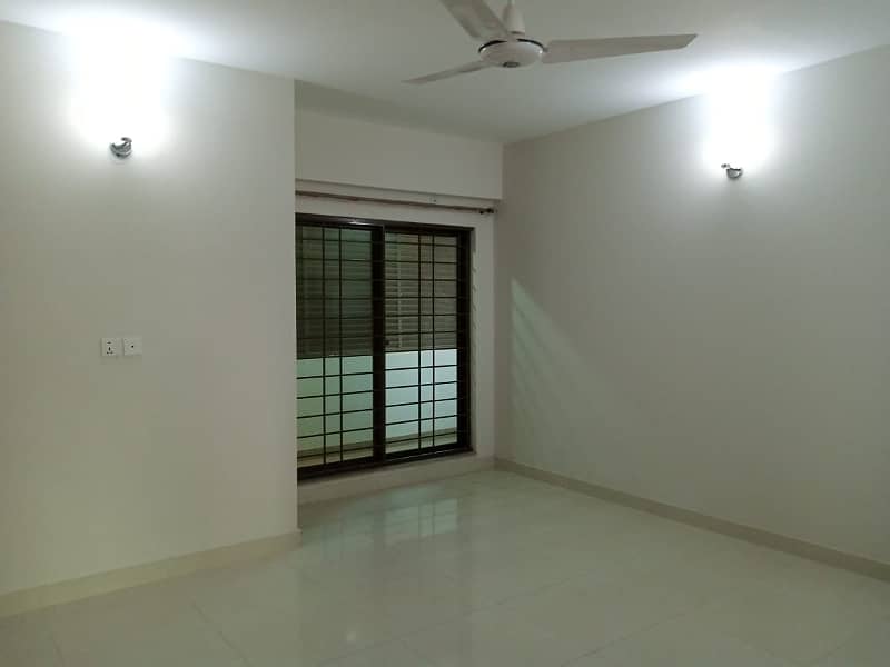 10 Marla 03 Bedroom Brand New 8th Floor Apartment Available For Rent In Askari-10 Sector-F Lahore Cantt 37