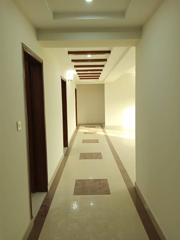 10 Marla 03 Bedroom Brand New 8th Floor Apartment Available For Rent In Askari-10 Sector-F Lahore Cantt 39
