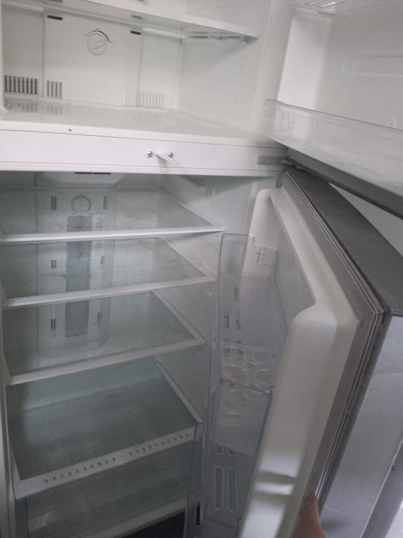Refrigerator 10