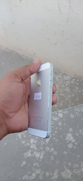Iphone 5s 16GB Non PTA Cash On Delivery Nol 2