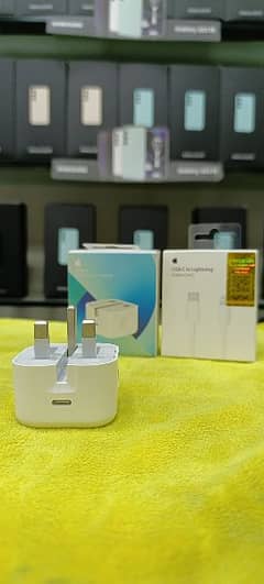 i phone 3 pin charger