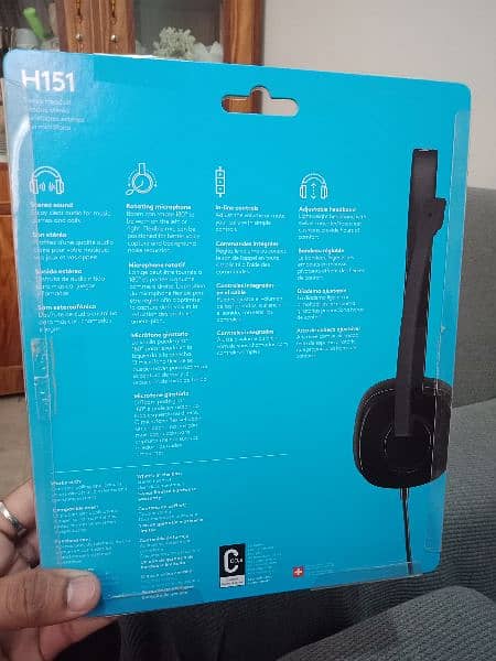 Logitech H151 Stereo Headset with Noise-Cancelling Microphone 2