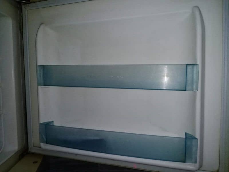 Electrolux Fridge full size in good condition 4