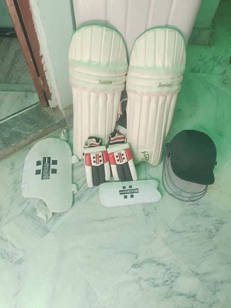 batting kit for sale with bag and all accessories 6