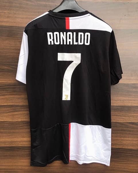 Ronaldo Juventus 19/20 Home jersey 1
