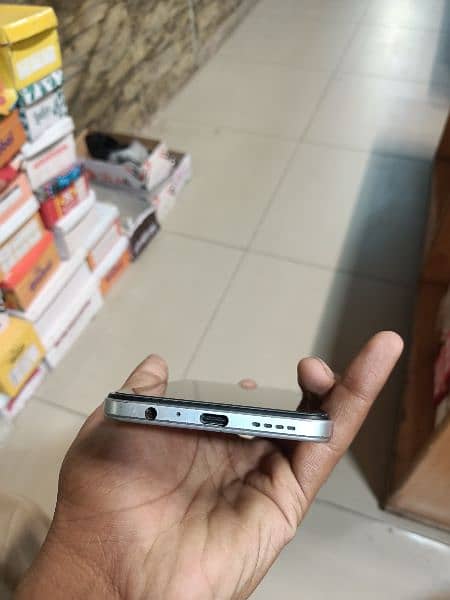infinix note 12 G96 all okay ha condition ok box with charger 1