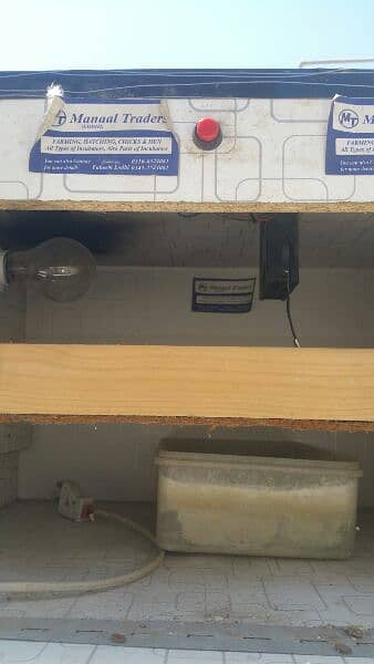 incubator 100 aggs and 2 big brooders god runing condition 03422732624 2