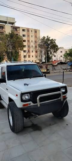 Rocky jeep 1991 model