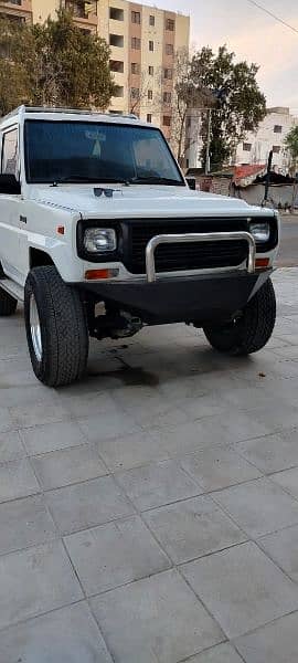 Rocky jeep 1991 model 1