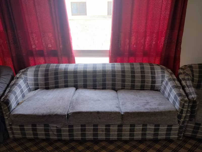 BUY ONE SOFA SET, GET OTHER FREE 5