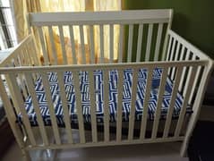 Baby cot for sale 0