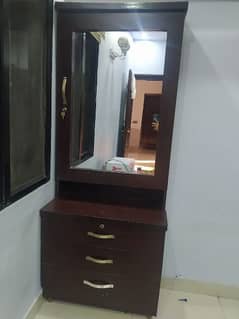 Cupboard , Dressing table & Divider 0