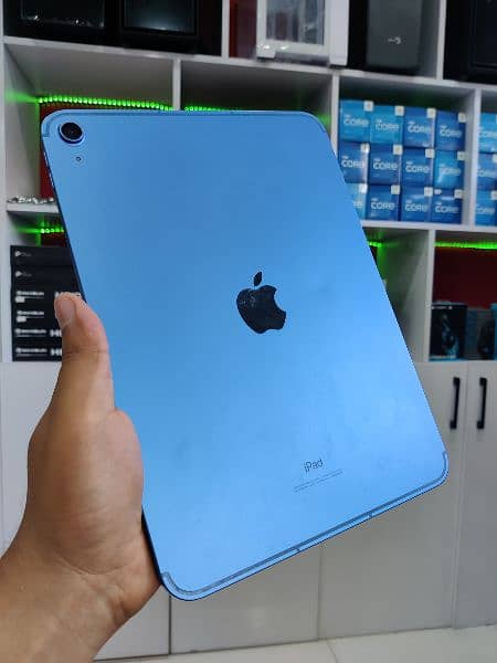 iPad 10 Th Generation 64GB For Sale 1