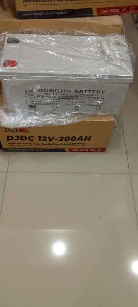 Dry batteries 40Ah to 200Ah available for solar and UPS 8