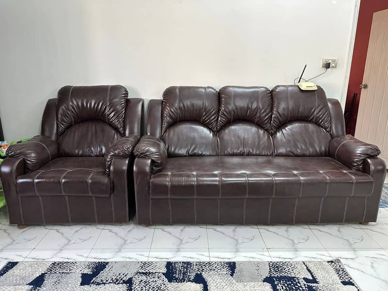Relaxer sofa set for sale in as good as new condition 1