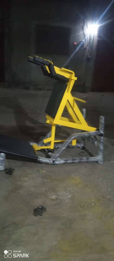 Four station|Functional trainer|Squate machine|Cable crossover|Gym 4