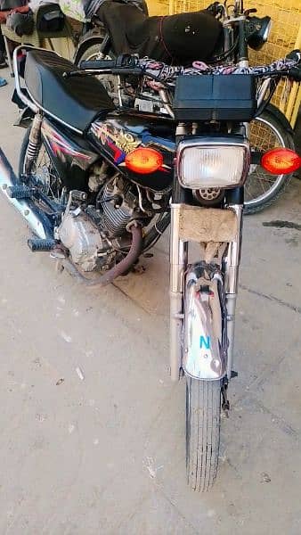 road prince 125 good condition 1 one engine.  all working condition. . 1