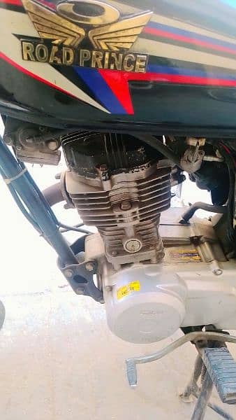 road prince 125 good condition 1 one engine.  all working condition. . 4