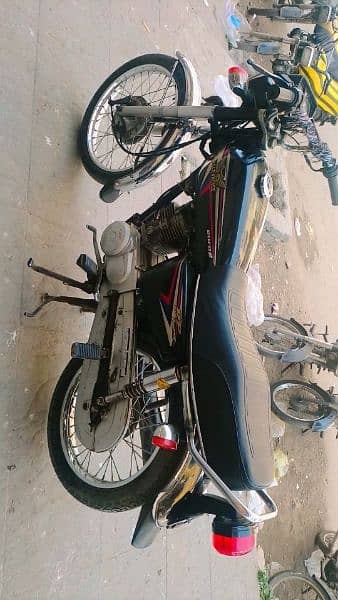 road prince 125 good condition 1 one engine.  all working condition. . 5
