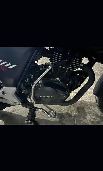 Honda cb 150f brand ne condition 1