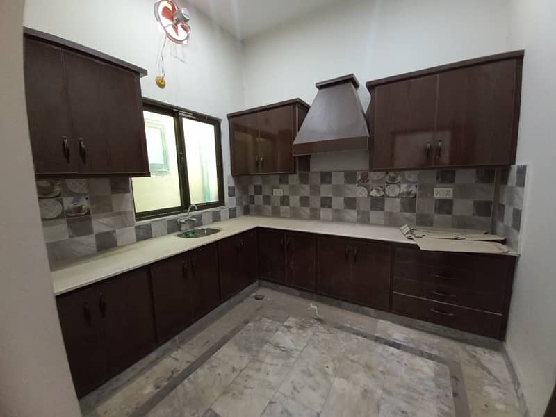 8 Marla Uper Portion Available For Rent In Airport Housing Society Sector 3 Rawalpindi 5