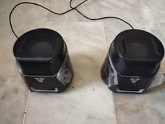 selling my fantech speakers for 3500