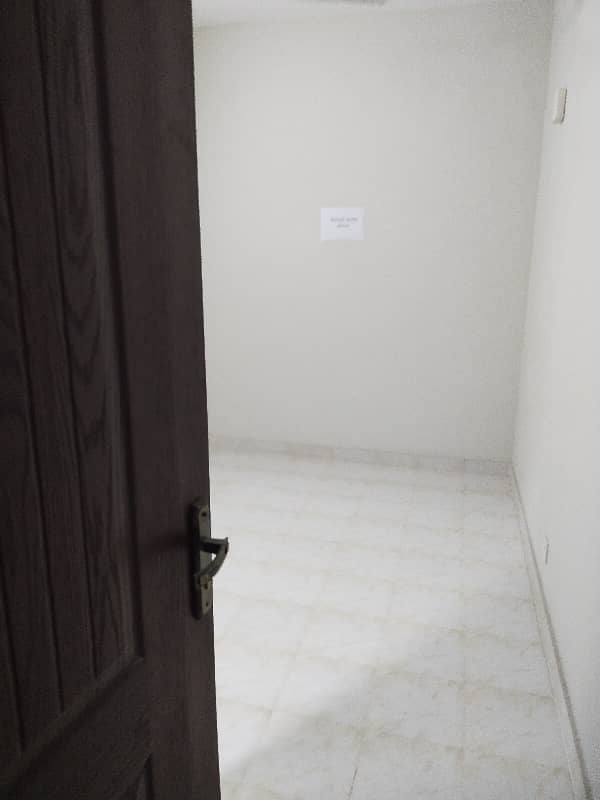 Facing Park Apartment Available For Sale In Askari-10 Lahore 3