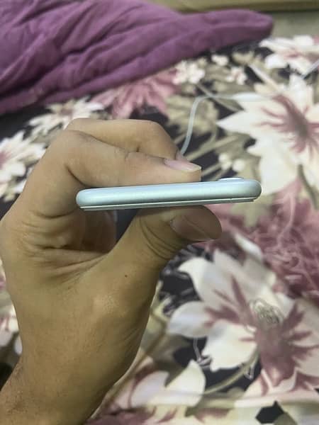 Iphone 7 | Offical PTA Approved | 32 Gb 5