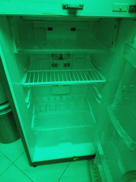 daewoo electronics fridge (no frost) 5