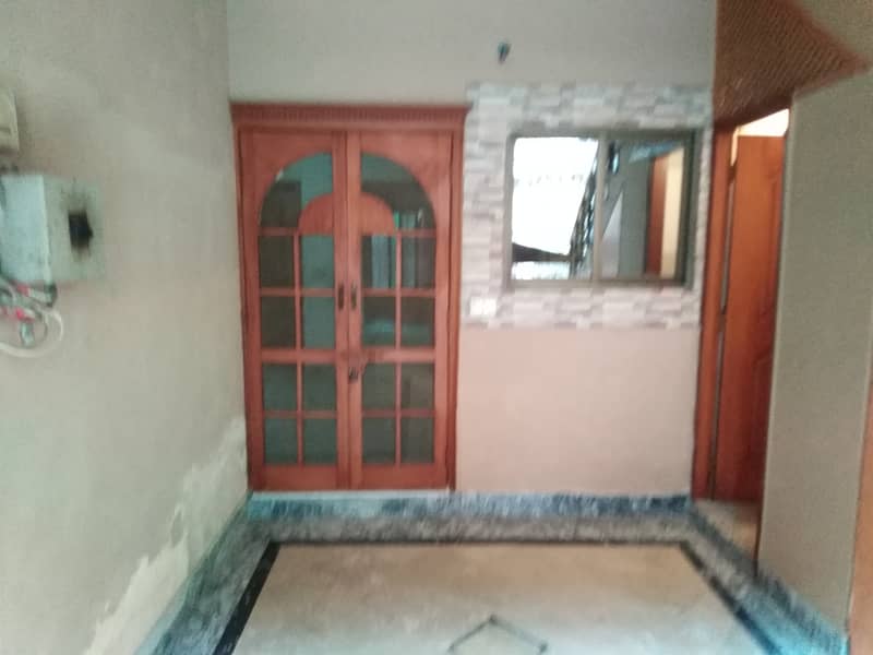 4 Kanal House For Rent Available On Good Location 5