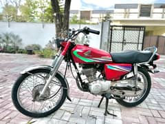 Honda 125 Total Genuine available for sale.
