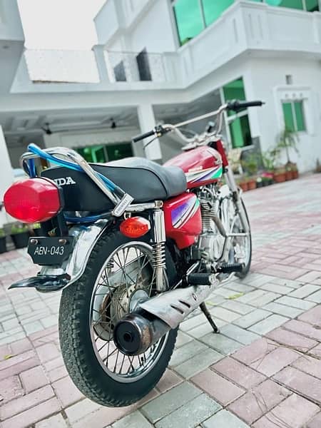 Honda 125 Total Genuine available for sale. 2