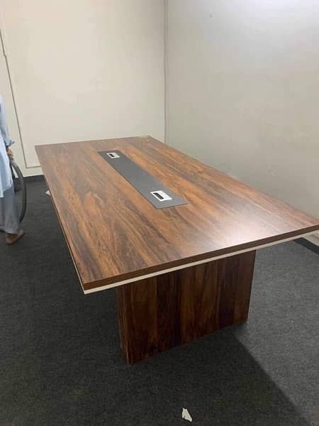 Conference Table | Executive Desk | Premium Chairs 14