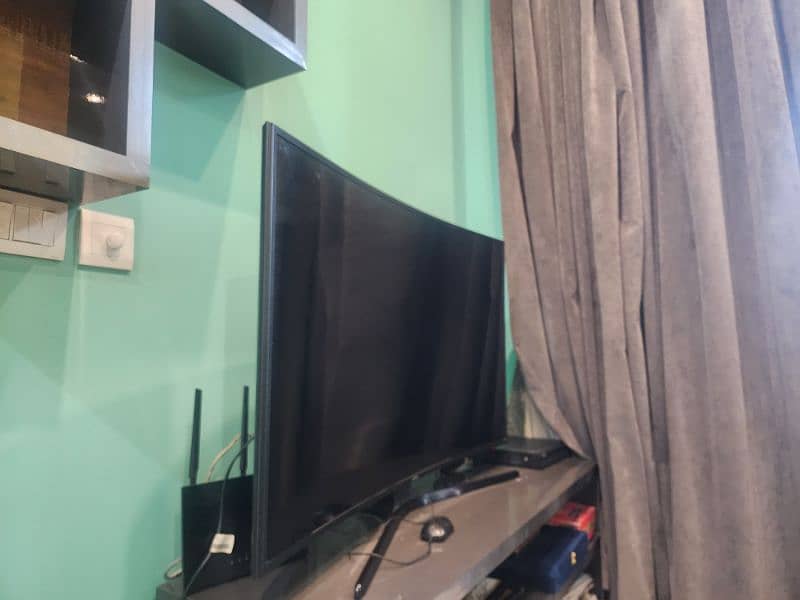Samsung 7 series 49 inches curve 1
