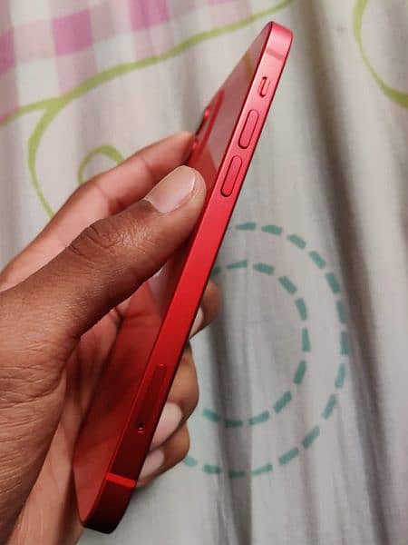 iphone 12 red colour 64Gb 1