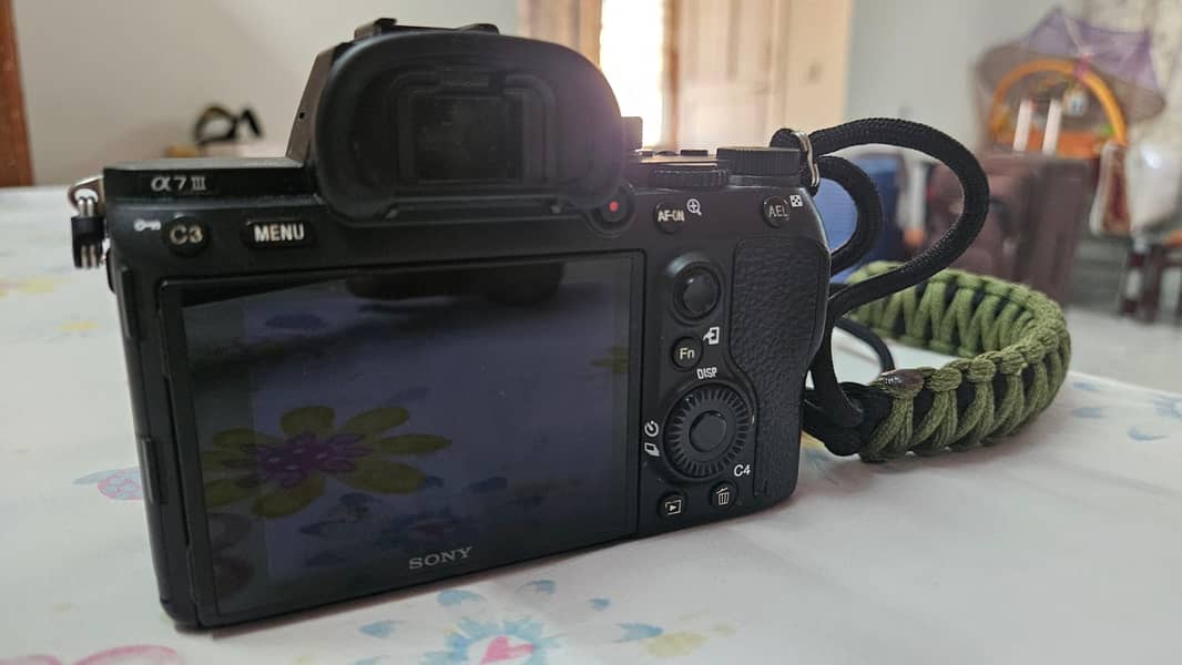 Sony A7iii For sale in very good condition 9/10 no any fault in body 1