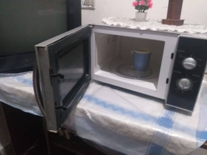 Dawlance Mirowave oven sale 23 ltrs 3