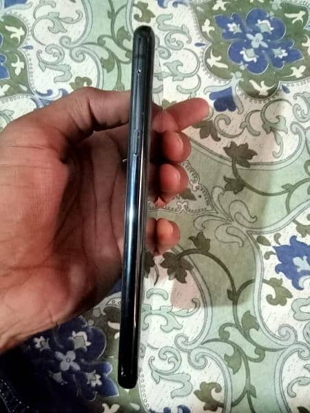LG G8x 10/10 condition special for pubg lover 7
