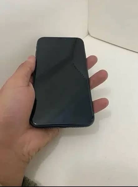 iPhone 11 jv 64 gb just like new 2