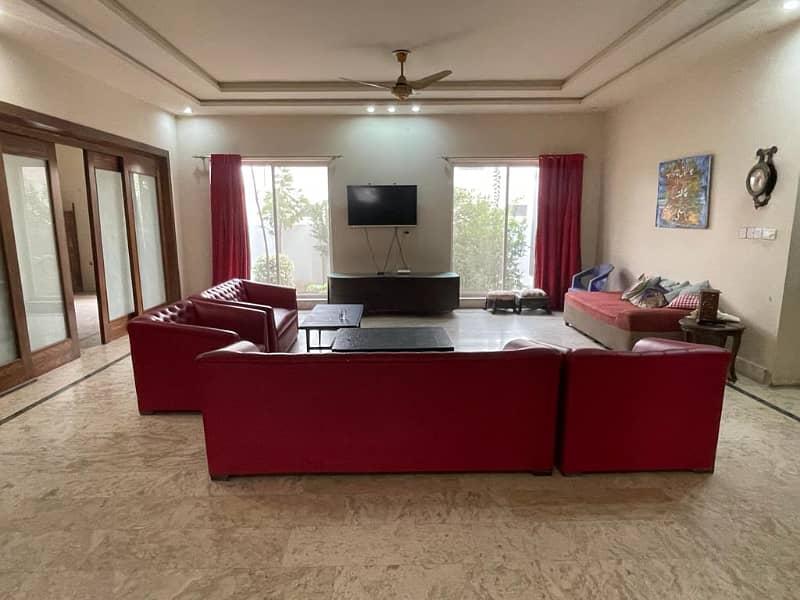 4 Kanal House Is Available For Sale 8