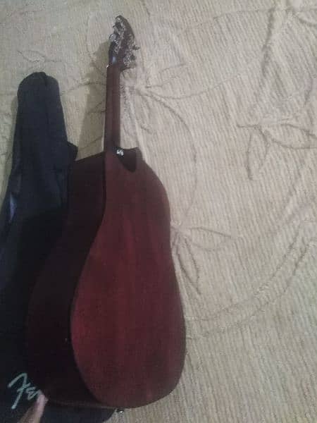 I am selling my guitar in mint candition with bag 5