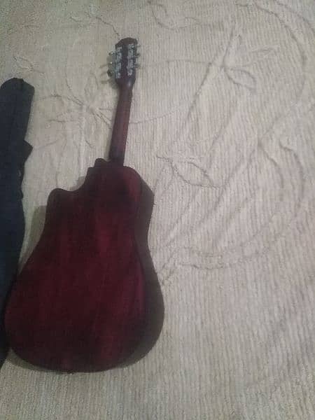 I am selling my guitar in mint candition with bag 6