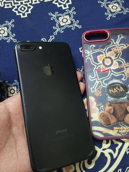 iPhone 7plus 32gb Pta approved 3