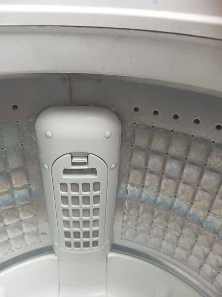 Haier washing machine with spinner dryer built in 3