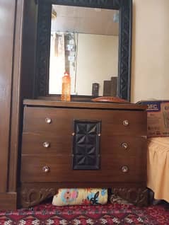 dressing table and side table for sale 0