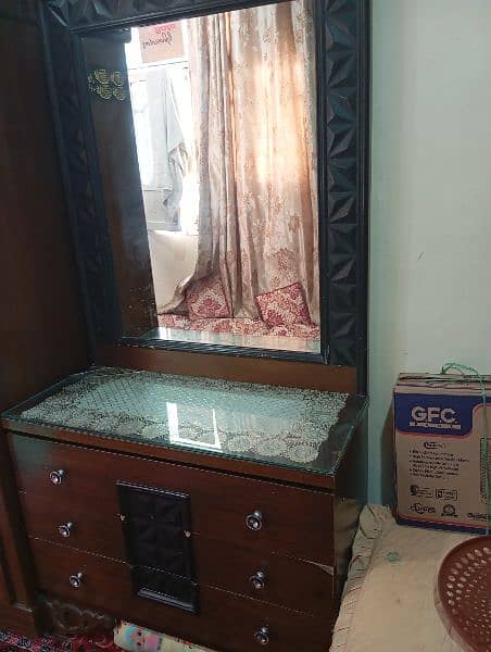 dressing table and side table for sale 2
